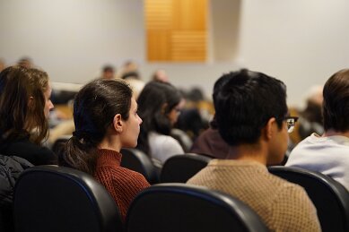 Feb_20_meeting_Prof_Hopfield_taken by Dan Vahaba Princeton_p17