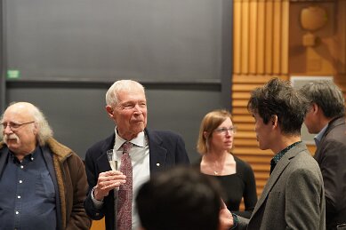 Feb_20_meeting_Prof_Hopfield_taken by Dan Vahaba Princeton_p60